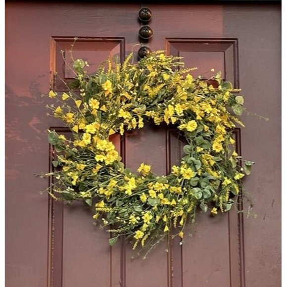 New Artificial Daisy Wreath - 24 Inches Eucalyptus Wreath with Yellow Flower - Picture 2 of 2